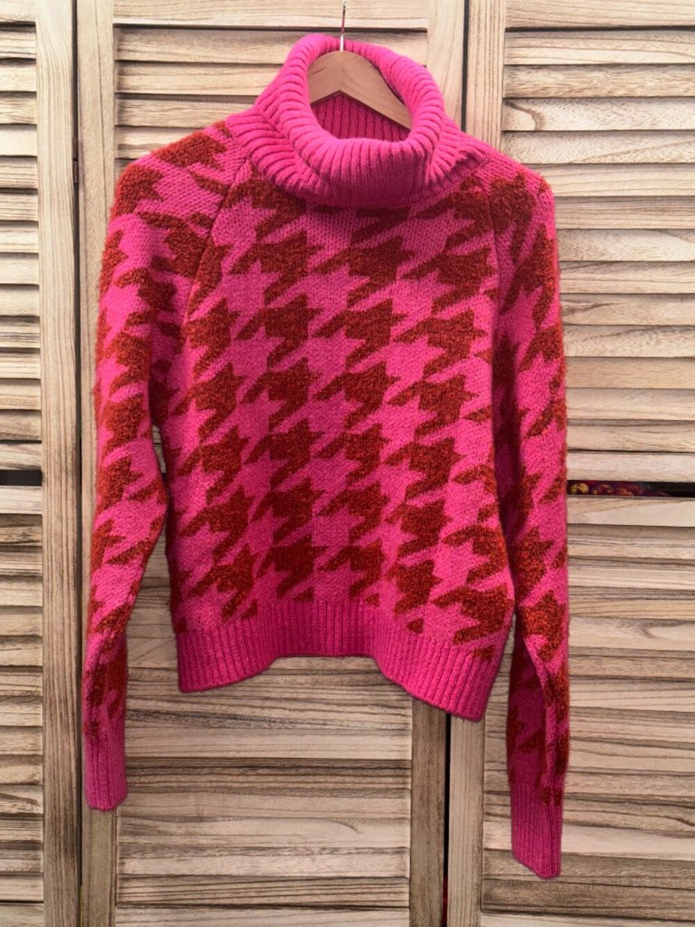 Mango Hot Pink & Red Houndstooth Turtleneck Sweater S NWOT - Picture 8 of 8